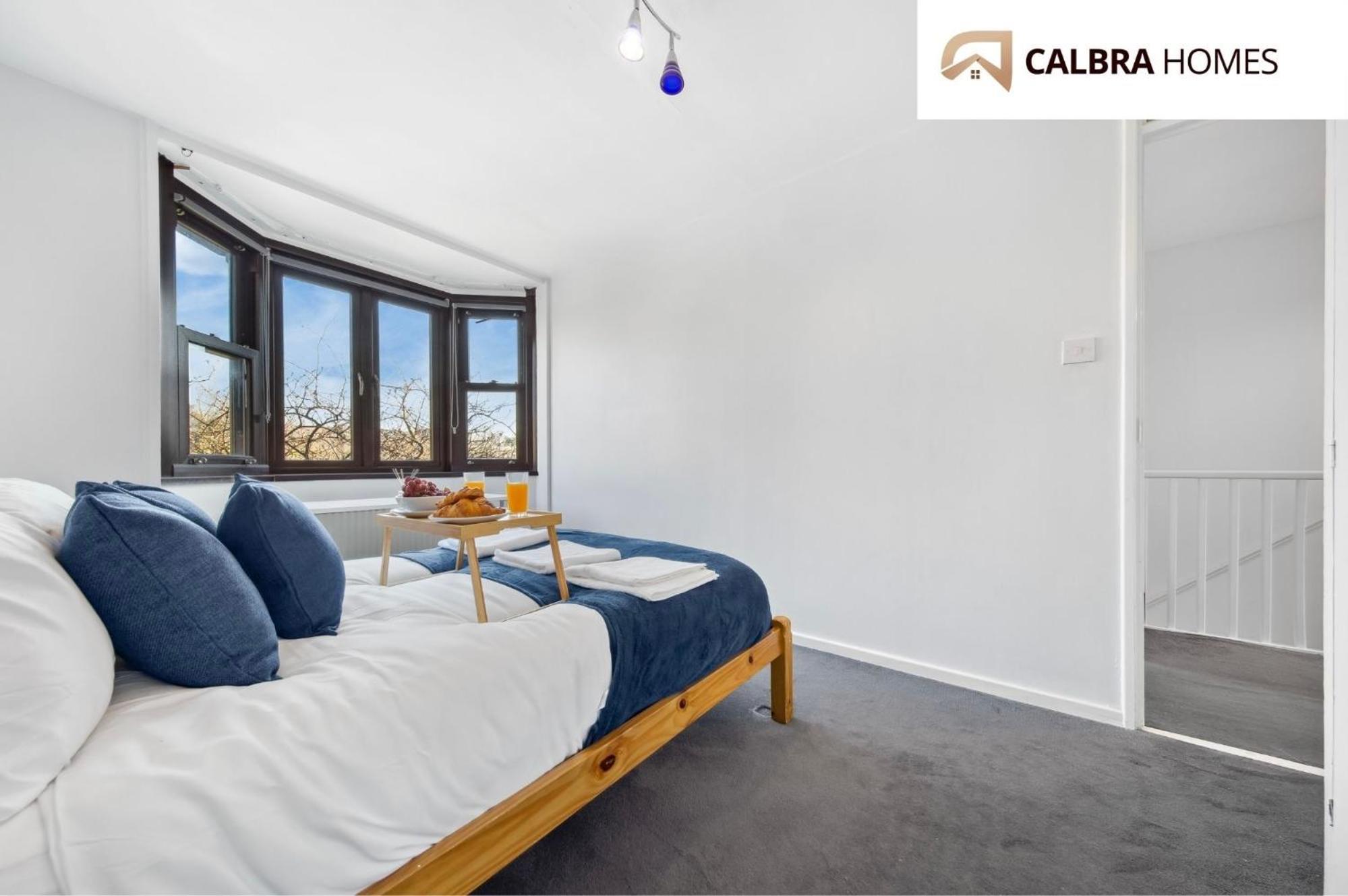 Ferienhaus The Angel Garden Residence, A Sophisticated 3-bedroom Escape London