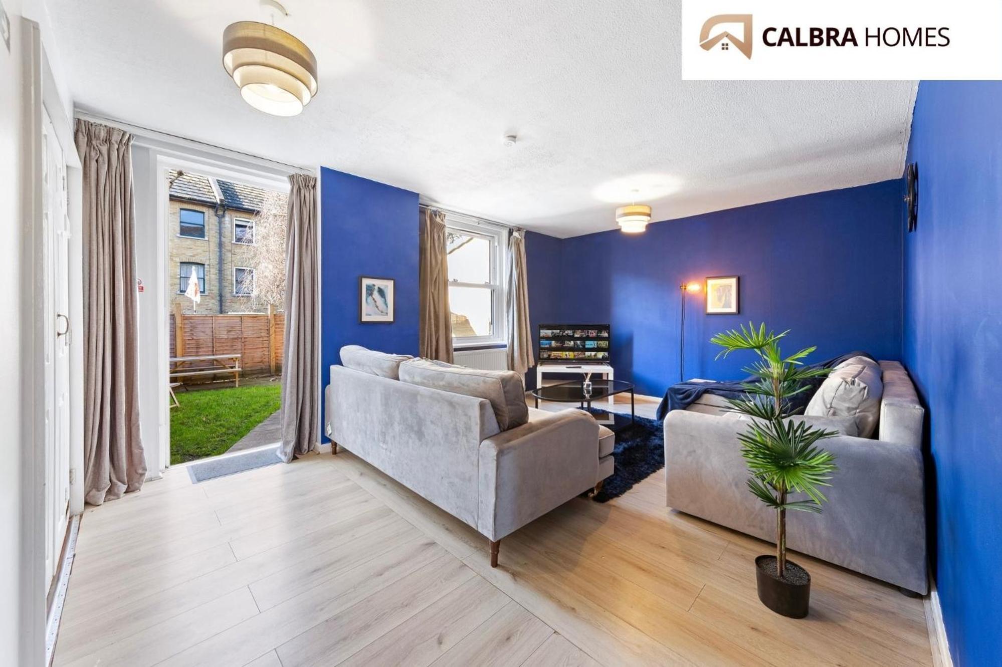 Ferienhaus The Angel Garden Residence, A Sophisticated 3-bedroom Escape London
